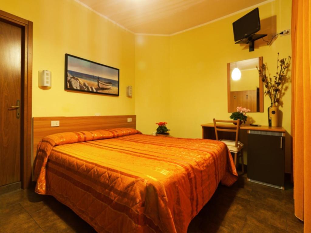 Hotel Il Cavaliere Nero Tirrenia Kamer foto